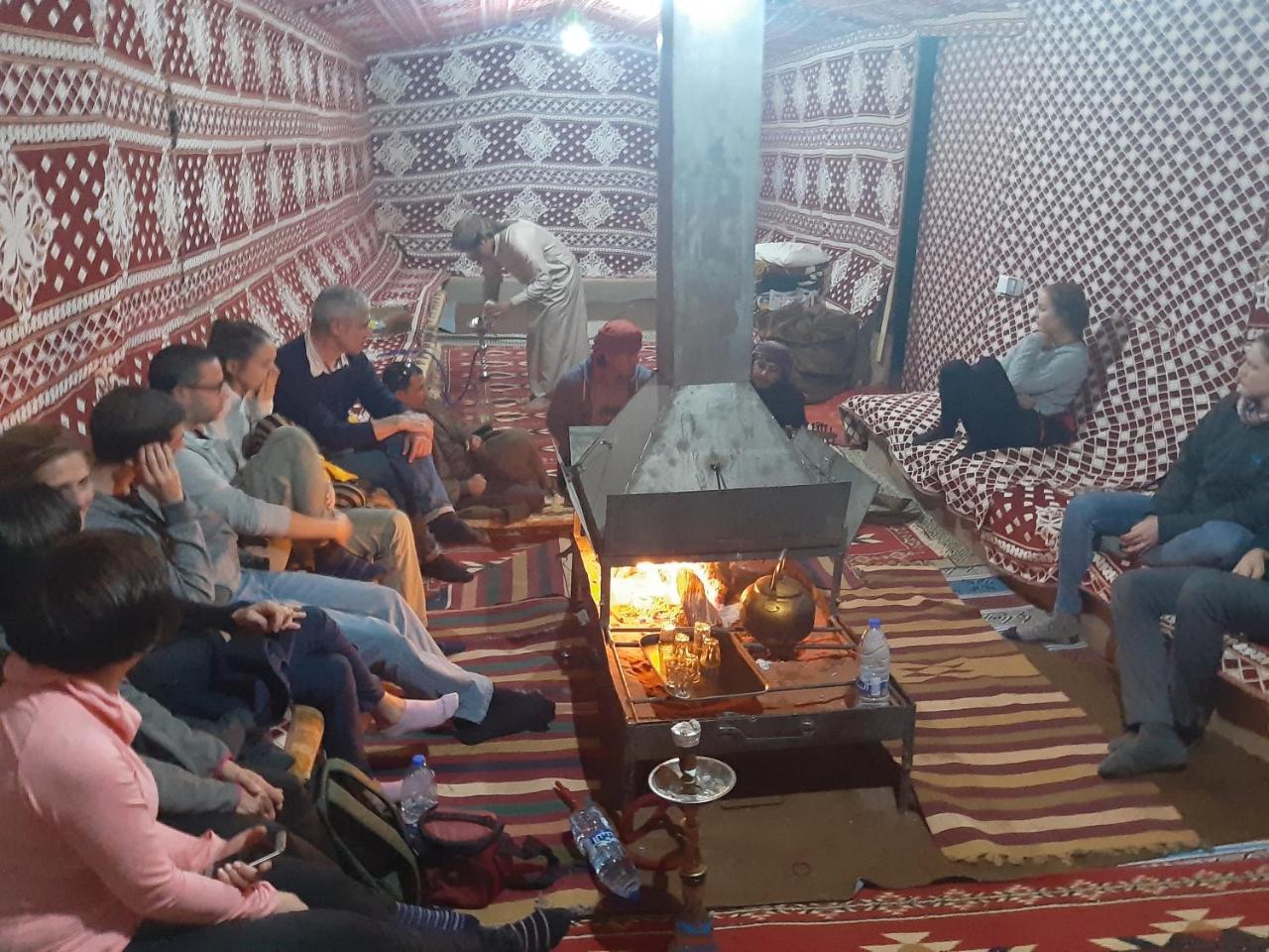 Wadi Rum Fire Camp Ξενοδοχείο Εξωτερικό φωτογραφία